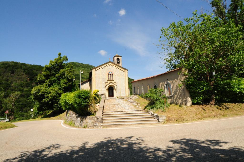Locanda Del Pittore Arcumeggia Exterior foto