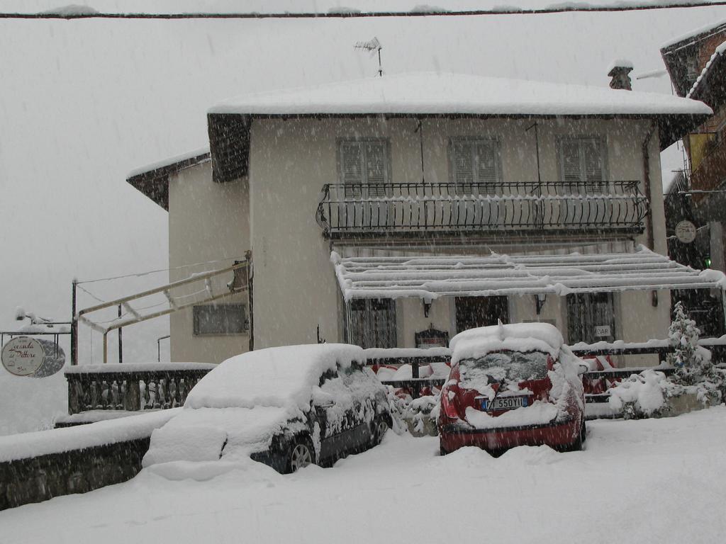 Locanda Del Pittore Arcumeggia Exterior foto