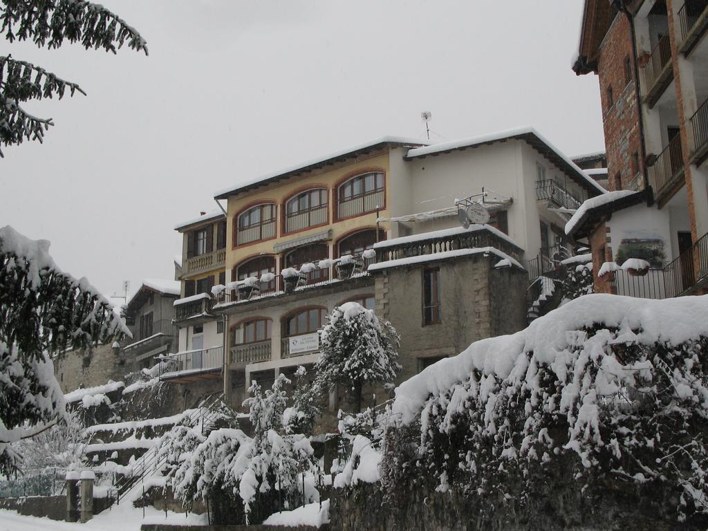 Locanda Del Pittore Arcumeggia Exterior foto