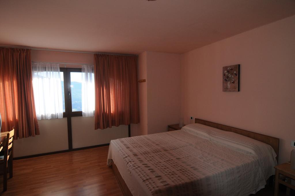 Locanda Del Pittore Arcumeggia Habitación foto