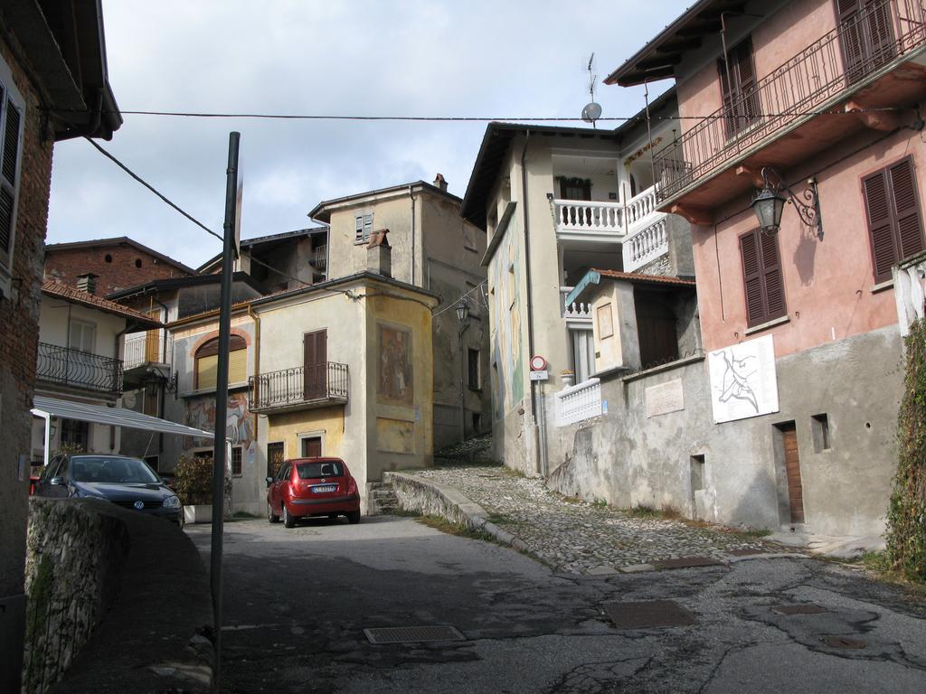 Locanda Del Pittore Arcumeggia Exterior foto