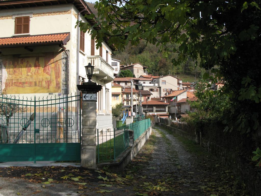 Locanda Del Pittore Arcumeggia Exterior foto